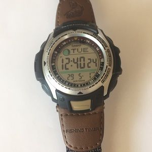 SALEEE💖Casio Pathfinder sports digital watch